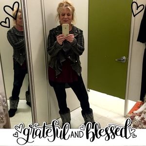 Meet your Posher, Bonnie